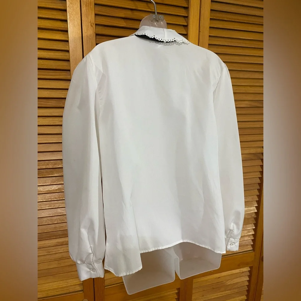 Vintage Rhoda Lee: Semi-sheer, button-up top with black bow - Picture 10 of 11